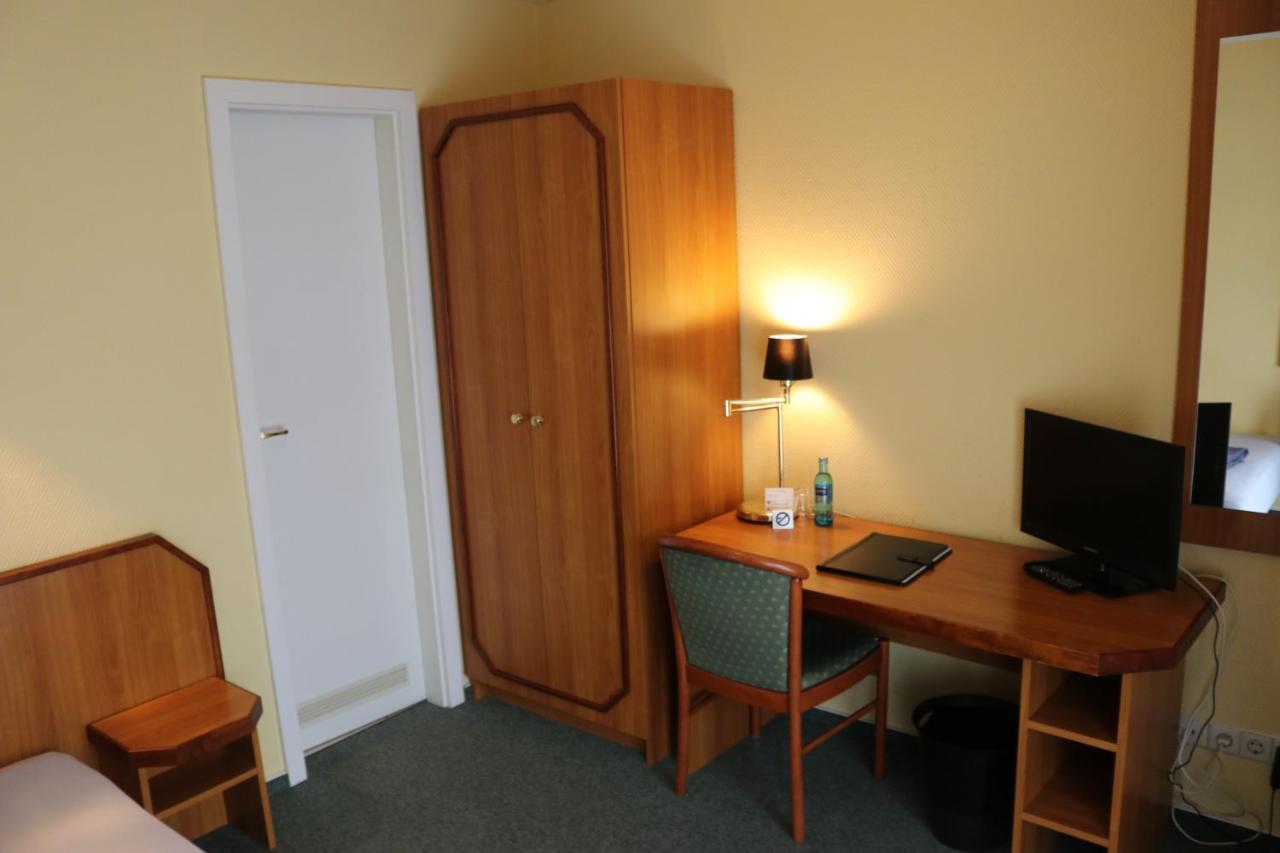 Stadthotel Brandenburger Hof Neuruppin Dış mekan fotoğraf